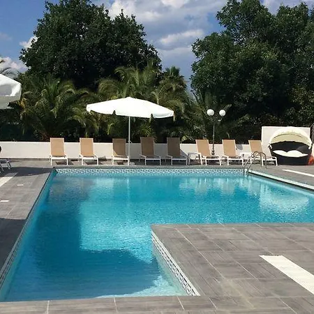 Comfy In Cervione With Swimming Pool Apartment San-Nicolao