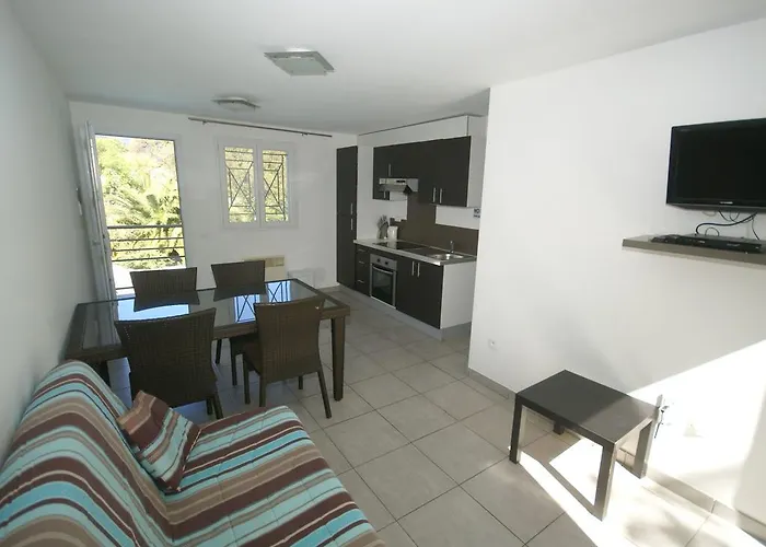 Apartmán In Moriani-plage Near The *